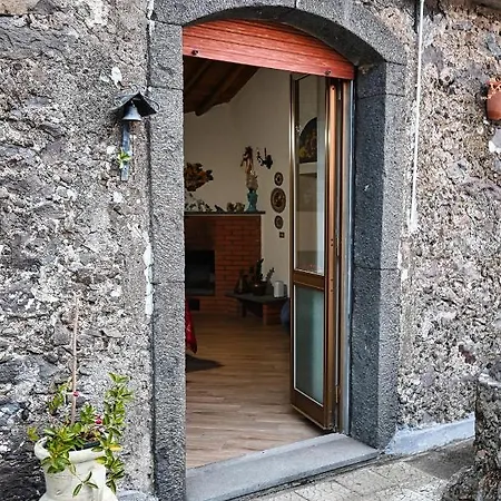 Holiday home Casa Leopina Apri Gli Occhi E Vola Oltre Il Mare