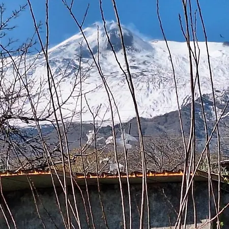 Casa Leopina Apri Gli Occhi E Vola Oltre Il Mare Holiday home Sant'Alfio