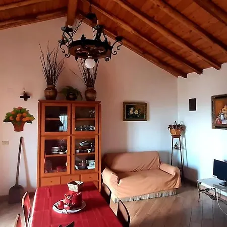 Casa Leopina Apri Gli Occhi E Vola Oltre Il Mare Semesterbostad *